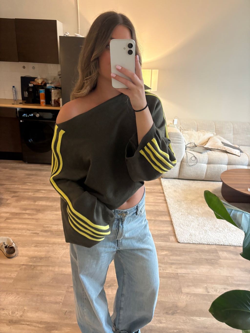 Kaki Sporty Sweater